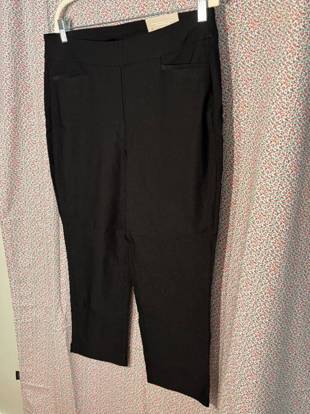 Chico's NWT So Slimming Brigitte Slim Leg Sz 2 Black Crop Pant